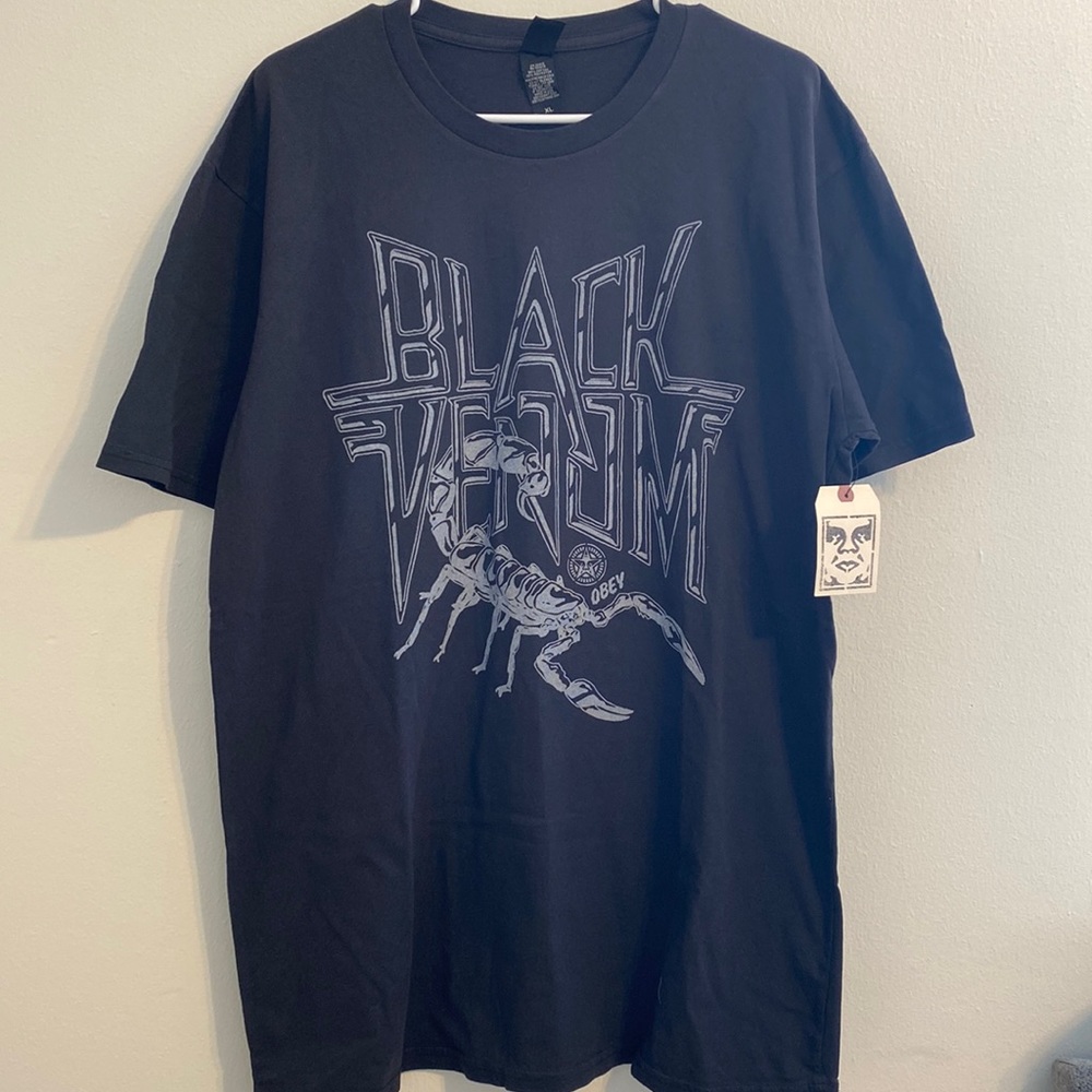Mens obey shirt